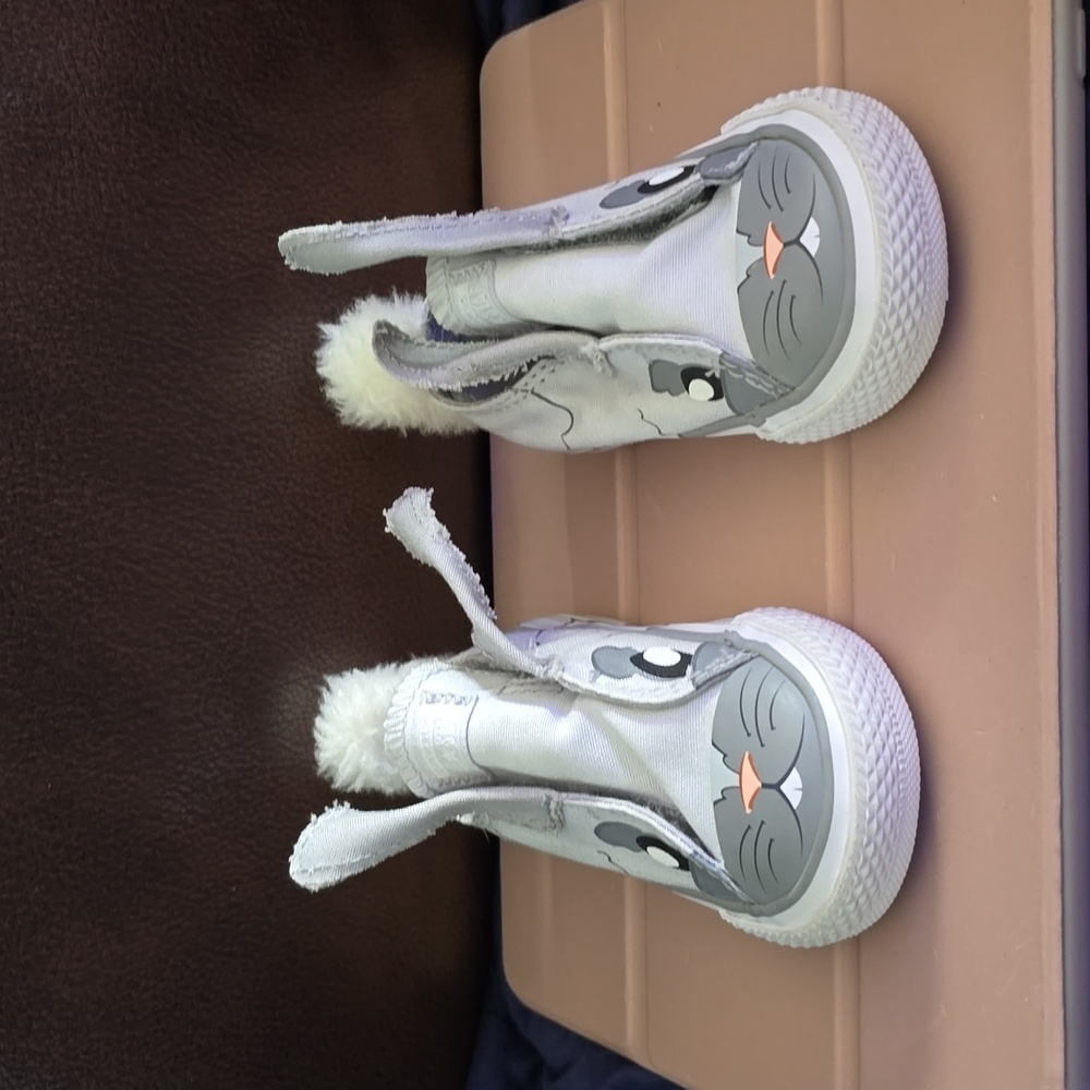 Infant size 3 bunny velcro converse
